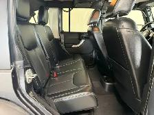 2017 Jeep Wrangler Unlimited Rubicon / Low-Low Kms /Supercharged - Photo 10