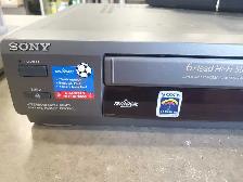 Sony SLV-LG8HF VCR - Photo 2