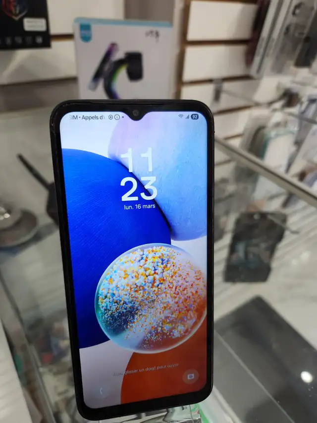 Samsung Galaxy A14 5G  – Débloqué –64GB StockagePrix final.