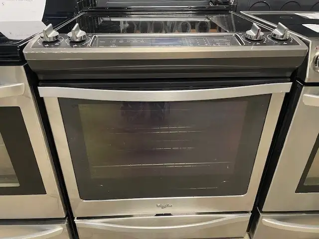 Cuisinière stainless encastrable vitrocéramique Whirlpool