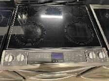 Cuisinière stainless encastrable vitrocéramique Whirlpool - Photo 2