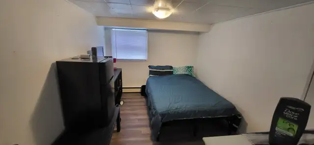 Près Cégep Ste-Foy et Université dans appartement au rc