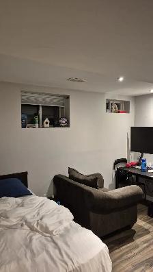 BASEMENT AVAILABLE FOR RENT IN NIAGARA ON THE GREEN! - Photo 5