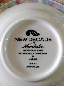 Set de vaisselle NORITAKE ( 8 - 12 couverts ) Japon - Photo 2