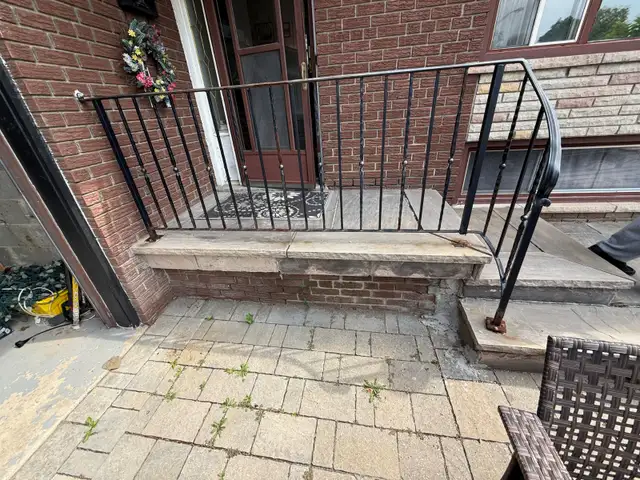 MOBILE WELDER NEEDED FOR SMALL RAILING REPAIR