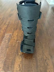 Aircast boot For sale