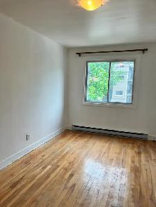 Un mois gratuit!  4.5  2 ch. fermées   Beaubien,Petite-Patrie - Photo 5