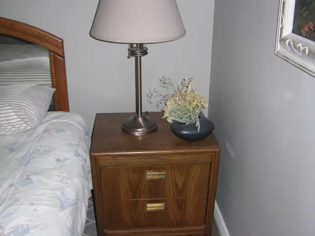 BED SIDE DRESSER