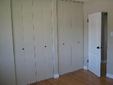 House for Rent on Clarence Ave South 3 Bedroom Main Floor - Photo 9