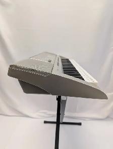 (B2292) Casio LK-270 Keyboard - Photo 3