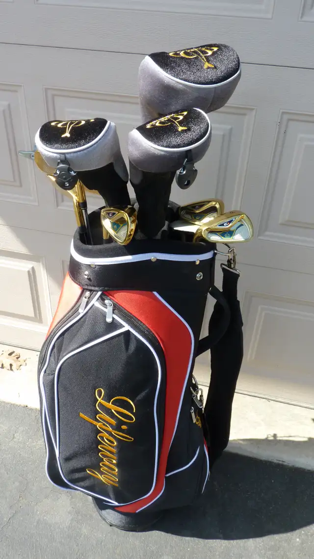 Men Left Golf Clubs Set