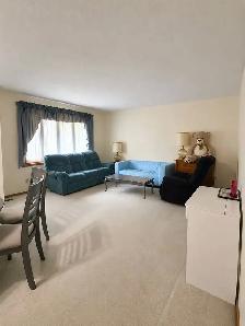 3 BR House available for Rent from 1st Aug Sherwood Location - Photo 3