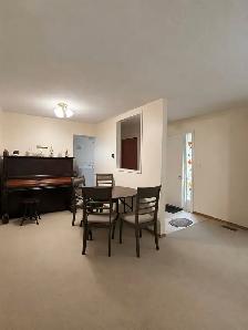 3 BR House available for Rent from 1st Aug Sherwood Location - Photo 7