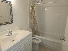 STUDENT RENTAL | WALK TO WESTERN UNIVERSITY | $750 PER ROOM - Photo 9