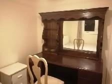Available Now, Large Bedroom QEW/Mississauga Rd, all included - Photo 6
