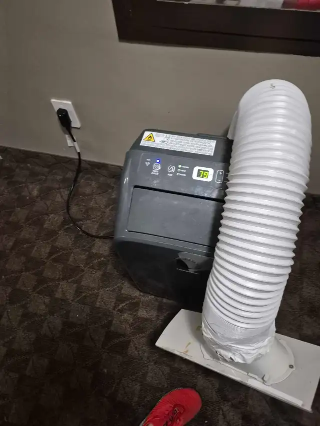 Portablr Air conditioner for sale $80