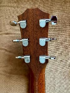 TAYLOR 320 AlI SOLID Mohogany Guitar. PICK UP, CustomCASE, - Photo 9
