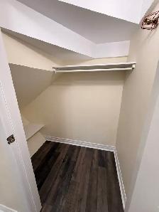 Spacious 2-Level 2BR w/ Private Deck - Heat/Water/PK Incl - Photo 9