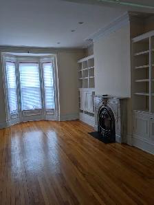 Top Floor 2BR Flat w/ Hardwood - 1168 South Park Unit C - Sept 5 - Photo 10