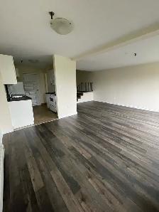 Unique 2-Level Townhouse-Style 2BR - Sep 1st - Heat/Wat/PK - Photo 9