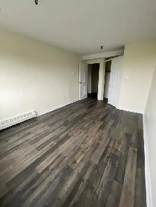 Unique 2-Level Townhouse-Style 2BR - Sep 1st - Heat/Wat/PK - Photo 13