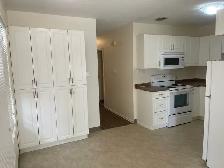 3 Bedroom Duplex in North Park for Rent - Photo 2
