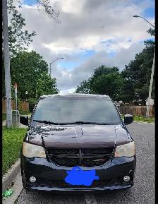 2014 - Dodge Caravan SE