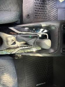2020 Toyota Corolla LE - Photo 16