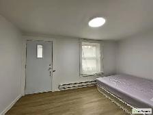 A small single house with 2 bedrooms, in Gatineau Aylmer - Photo 3