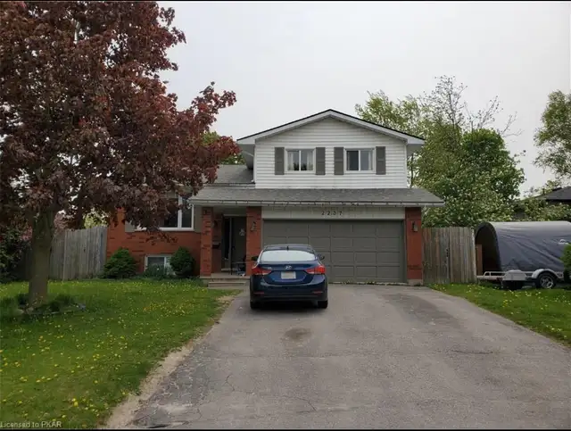 Upper Unit for rent in Peterborough