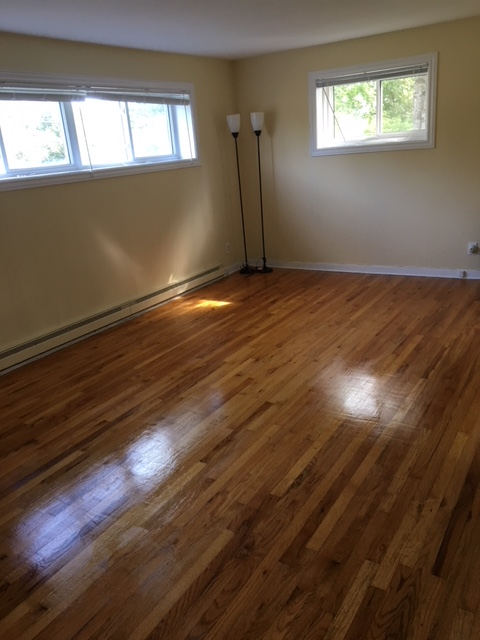Bright 3 Bdm A/G BSMNT Apt., 5A Simms St, Sept. 1/26