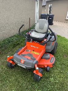 Husqvarna Zero Turn Lawn Tractor with Mulch Kit