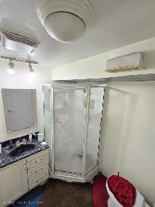 Basment for Rent Mississauga Heartland $1600 - Photo 9