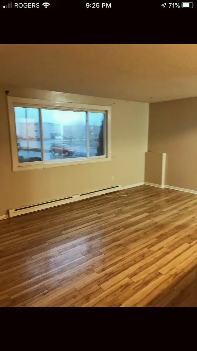 2 bedroom apartment for rent Sept 1 west side (heat included)