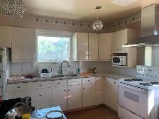 Bedroom for Rent (across Westmount Mall) - Utilities Included - Photo 4