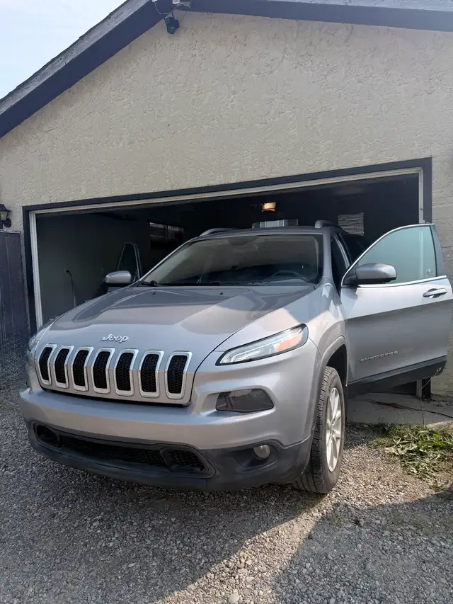 2018 Jeep Cherokee Latitude – 2.4L