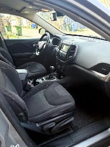 2018 Jeep Cherokee Latitude – 2.4L - Photo 2