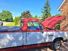 1989 Dodge 150 Red/White Truck original