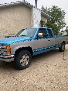 1994 Chevy Silverado - Photo 2
