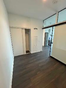 2 Bedroom   1 Bathroom Condo for Lease in Vaughan - Photo 8