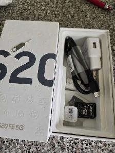 Samsung S20 FE 5G - Photo 2
