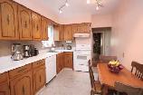 Main Floor 3Bedroom,House,Rent $2700,Victoria Pk Ave & Eglinton - Photo 2