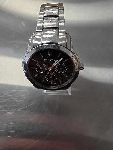 Bulova classic calendar quartz watch