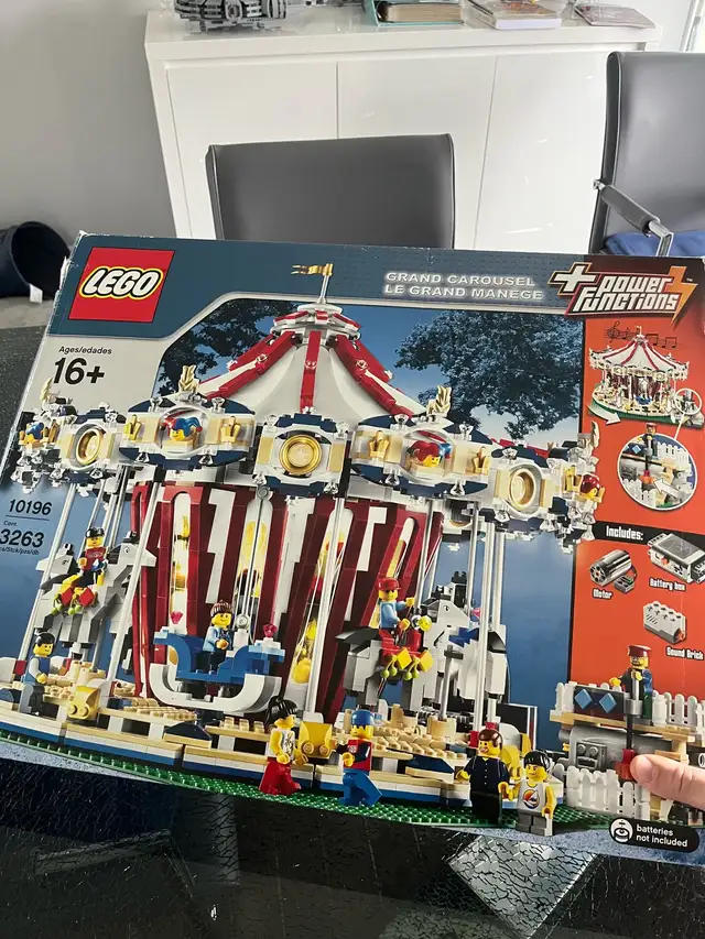 lego grand carousel 10196