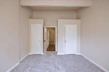 GREAT VALUE FOR 2 BEDROOM TOWNHOME IN NORTH LONDON - Photo 10