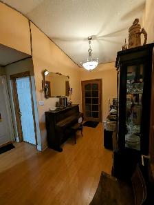 Whitby Room For Rent immediately $800 All Inclusive - Photo 7