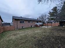 Whitby Room For Rent immediately $800 All Inclusive - Photo 9
