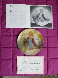 ANNIE AND SANDY COLLECTOR PLATE