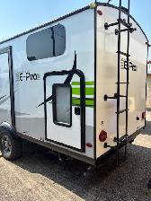 2021 FLAGSTAFF E-PRO 20BHS LOADED only $149.00 bi-weekly - Photo 2