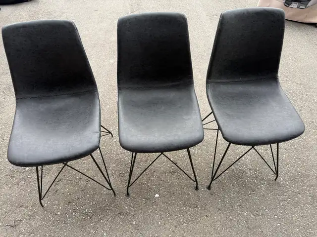 Set of 3 Chairs